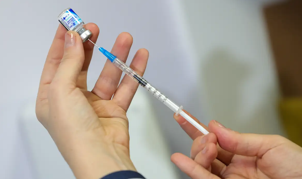 Leia mais sobre o artigo Espírito Santo inicia imunização contra o Vírus Sincicial Respiratório em crianças prematuras e com comorbidades