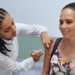 986 doses aplicadas: Piúma conquista o 3º lugar do estado em vacinação por habitante