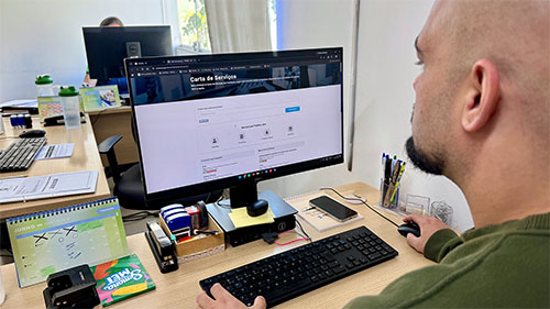 Leia mais sobre o artigo Carta de Serviços facilita acesso da população aos atendimentos da Prefeitura de Piúma